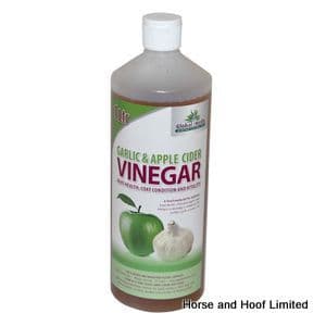 Global Herbs Apple & Garlic Cider Vinegar For Poultry 1L