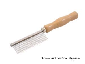 Smart Grooming Mane Comb Wooden Handle